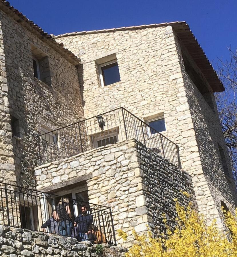 Hotel L'Oustau De La Font Reilhanette Εξωτερικό φωτογραφία