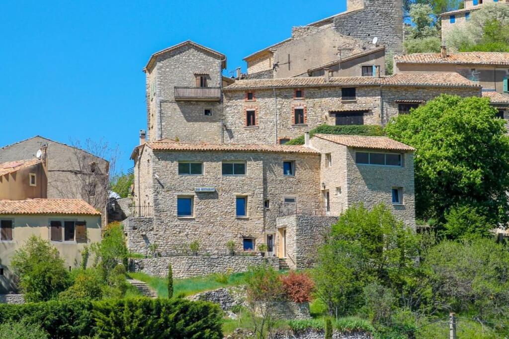 Hotel L'Oustau De La Font Reilhanette Εξωτερικό φωτογραφία