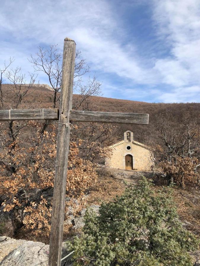 Hotel L'Oustau De La Font Reilhanette Εξωτερικό φωτογραφία
